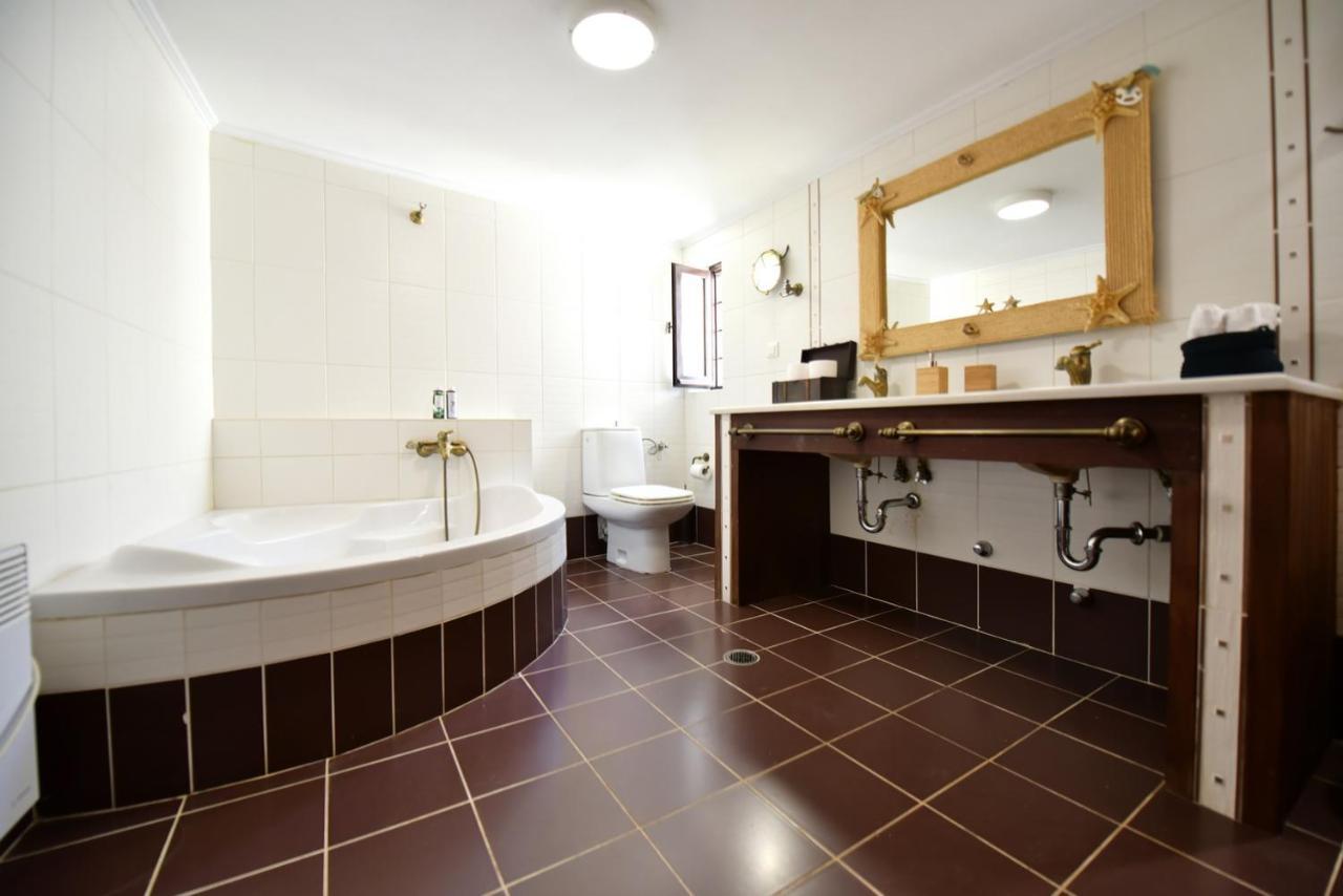 Вилла Kamini'S Tranquility Retreat Идра Экстерьер фото